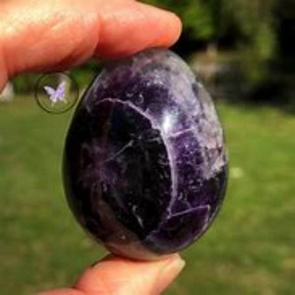 Amythyst Egg 3inch crystal stone - Picture 2 of 2
